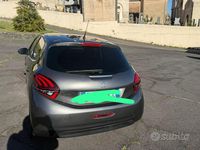Usata Peugeot 208 Active 82 CV (60 kW) 2017 Grigio Utilitaria