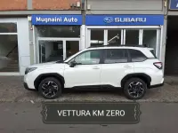Nuova Subaru Forester Style 136 CV (100 kW) 2026 Crystal white pearl met SUV