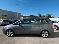 Usata Opel Zafira Cosmo 140 CV (102 kW) 2005 Grigio Monovolume