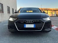 Usata Audi A4 Ambiente 190 CV (139 kW) 2019 Nero mhytos metallizzato Berlina