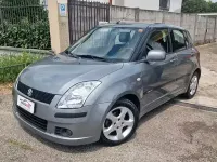 Usata Suzuki Swift GL 92 CV (67 kW) 2006 Grigio Utilitaria