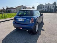 Usata Mini Cooper D 110 CV (80 kW) 2007 Blu Utilitaria