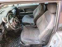 Usata Mini ONE 75 CV (55 kW) 2004 Gray Utilitaria