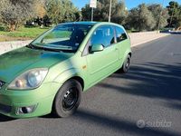 Usata Ford Fiesta 2006 Verde Utilitaria