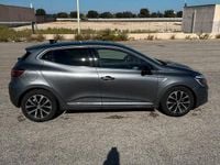 Usata Renault Clio V 101 CV (74 kW) 2023 Grigio Berlina