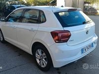 Usata VW Polo 80 CV (58 kW) 2019 Bianco Utilitaria