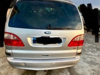 Usata Ford Galaxy 130 CV (95 kW) 2005 Grigio Monovolume