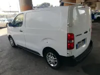 Usata Opel Vivaro-e Combi Essentia 101 CV (74 kW) 2020 Bianco Monovolume