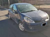 Usata Renault Clio II 85 CV (62 kW) 2007 Blu Berlina