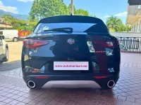 Usata Alfa Romeo Stelvio Super 209 CV (153 kW) 2017 Nero SUV