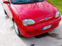 Usata Fiat 600 54 CV (39 kW) 2005 Rosso Utilitaria