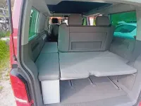 Begagnad VW California Beach 204 HK (150 kW) 2022 Röd Van