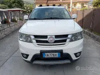 Usata Fiat Freemont 170 CV (125 kW) 2012 Bianco SUV