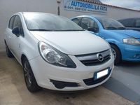 Begagnad Opel Corsa Edition 85 HK (62 kW) 2010 Vit Halvkombi