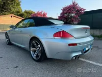 Usata BMW M6 Efficient Dynamics 507 CV (372 kW) 2007 Grigio Cabrio