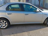 Usata Alfa Romeo 159 150 CV (110 kW) 2006 Grigio Berlina