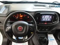 Usata Fiat Doblò 105 CV (77 kW) 2022 Bianco pastello Monovolume