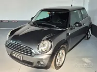 Usata Mini ONE 75 CV (55 kW) 2009 Grigio Utilitaria