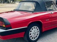 Usata Alfa Romeo Spider Quadrifoglio Verde 125 CV (91 kW) 1987 Rosso Cabrio