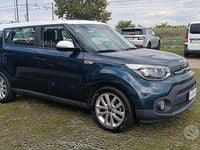 Usata Kia Soul 136 CV (100 kW) 2018 Blu SUV