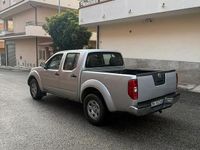 Usata Nissan Navara 190 CV (139 kW) 2007 Grigio Pick-up