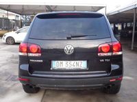 Usata VW Touareg 224 CV (164 kW) 2008 Nero SUV