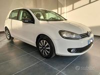 Usata VW Golf VI 105 CV (77 kW) 2011 Bianco Utilitaria