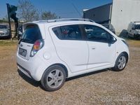 Usata Chevrolet Spark LT 81 CV (59 kW) 2011 Bianco Utilitaria