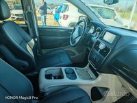Begagnad Lancia Voyager 163 HK (119 kW) 2012 Minibuss