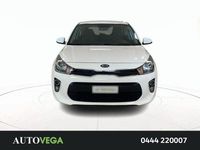 Usata Kia Rio 82 CV (60 kW) 2020 Bianco pastello Berlina