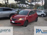 Usata Lancia Ypsilon Gold 70 CV (51 kW) 2022 Rosso Utilitaria