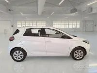 Usata Renault Zoe Life 50 kW (69 CV) 2021 Bianco Utilitaria