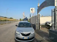 Usata Lancia Ypsilon Platinum 80 CV (58 kW) 2016 Grigio Utilitaria