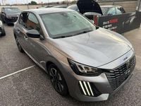 Usata Peugeot 208 Allure 101 CV (74 kW) 2024 Argento Utilitaria