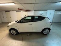 Usata Lancia Ypsilon Gold 69 CV (50 kW) 2015 Bianco Utilitaria