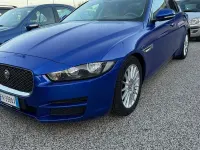 Usata Jaguar XE 163 CV (119 kW) 2018 Blu Berlina