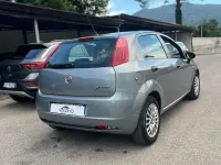 Usata Fiat Grande Punto 69 CV (50 kW) 2013 Grigio Utilitaria