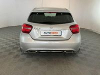 Usata Mercedes A180 110 CV (80 kW) 2018 Argento