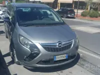 Usata Opel Zafira Tourer 150 CV (110 kW) 2013 Grigio Monovolume