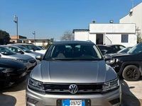 Usata VW Tiguan Business 115 CV (84 kW) 2017 Grigio SUV