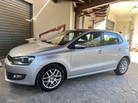 Usata VW Polo Comfortline 75 CV (55 kW) 2011 Grigio Berlina