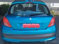 Usata Peugeot 207 73 CV (53 kW) 2008 Bluazzurro Berlina