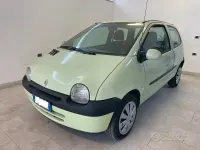 Usata Renault Twingo 58 CV (42 kW) 2005 Giallo Utilitaria