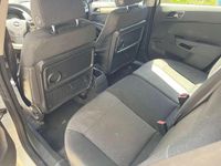Usata Opel Astra 102 CV (75 kW) 2007 Bianco Station wagon