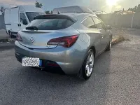 Usata Opel Astra GTC 165 CV (121 kW) 2012 Grigio Berlina