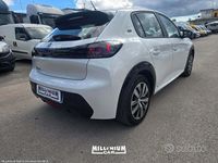 Usata Peugeot 208 100 kW (136 CV) 2021 Bianco Utilitaria