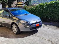 Usata Fiat Punto Lounge 69 CV (50 kW) 2017 Argento Utilitaria