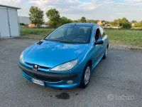 Usata Peugeot 206 75 CV (55 kW) 2000 Blu Berlina