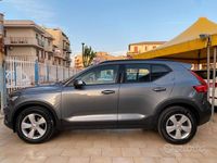 Usata Volvo XC40 Momentum 150 CV (110 kW) 2019 Grigio SUV