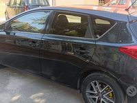 Usata Toyota Auris 90 CV (66 kW) 2014 Nero Berlina